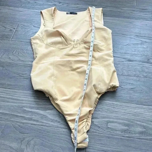 🔥Zara🔥 | Yellow stretchy bodysuit with  silver accent - Picture 9 of 11